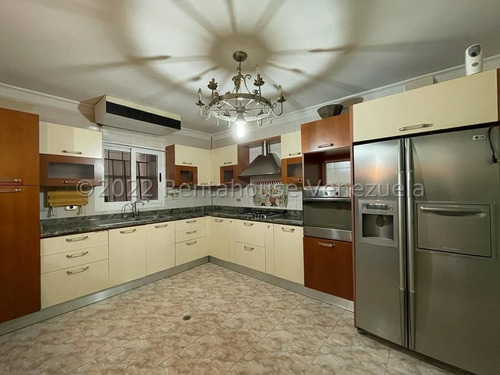 Imagen 6 de 13 de Espectacular Casa En Venta Al Este De Coro Ubicada En Conjunto Privado 04126887776 23-2243