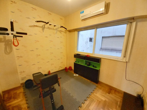 Imagen 13 de 16 de Venta- Luminoso- Departamento- Reciclado- 4 Ambientes- Caballito- 1 Cuadra De Riv.