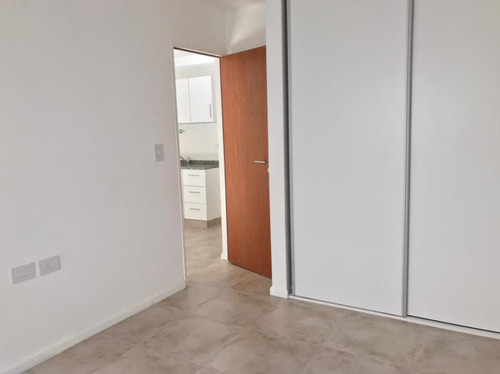 Imagen 11 de 12 de Departamento De 1 Dormitorio En Venta - Echesortu
