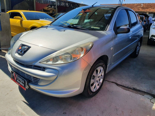 Imagem 1 de 10 de Peugeot 207 1.4 Xr 8v Flex 4p Manual