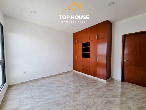 Imagen 13 de 18 de Amplia Casa Con Vista A La Laguna | 3 Habitaciones+ Family R