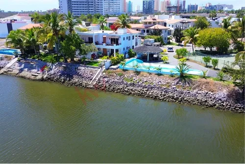 ¡vive El Lujo Y La Comodidad En Marina Real, Mazatlán!