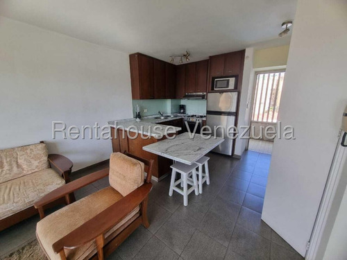 Apartamento En Alquiler, La Carlota #25-11271 | Jorge Vargas