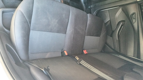 Imagen 4 de 10 de Ford Focus 1.6 S 5 Puertas Modelo 2016