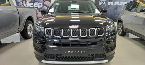 Imagen 14 de 15 de Jeep Compass 1.3 T270 Longitude