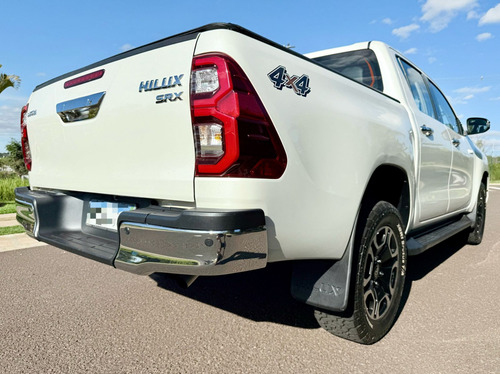Toyota Hilux 2.8 Tdi Srx Cab. Dupla 4x4 Aut. 4p