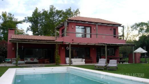 Mosquera Y Gallastegui - Alquiler Temporario- Casa - Santa Maria