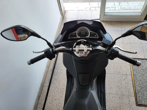 Imagen 15 de 18 de Pcx 150 Excelente 2017 Tuamoto