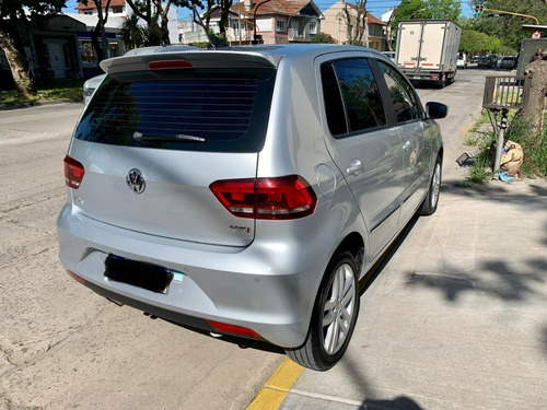 Imagen 4 de 10 de Volkswagen Fox Highline 1.6 16v 6ta