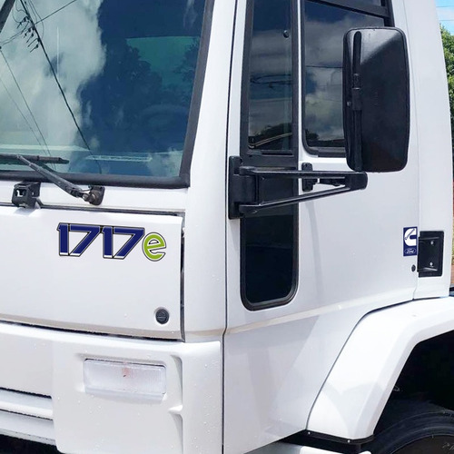 Imagem 3 de 6 de Kit Emblemas Cargo 1717e Adesivos Caminhão Ford Cummins