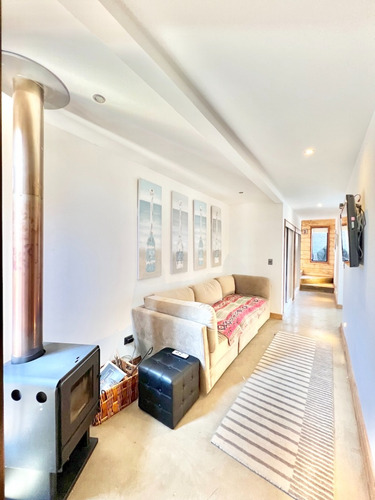 Linda Casa En Venta Con Preciosas Vistas En Zapallar