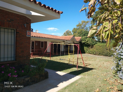 Imagen 4 de 20 de Excepcional! Chalet 3 Dormitorios Y Demás En Excelente Condiciones