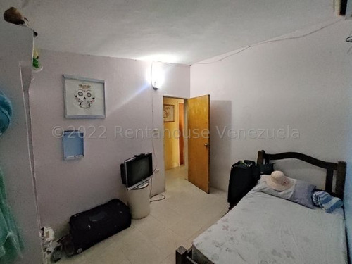 Imagen 14 de 23 de Casa En Venta En Urb. Las Delicias-cod. 23-6367-jgvr.