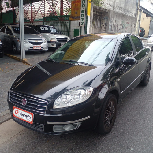 Fiat Linea 1.8 16v Essence Flex 4p