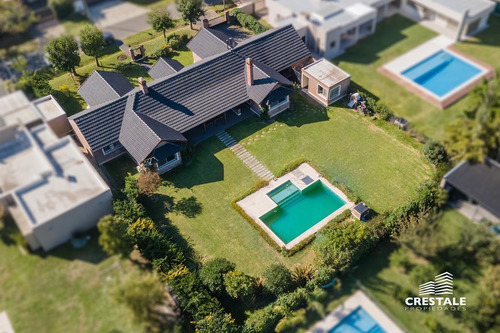 Imagen 4 de 30 de Importante Casa 3 Dormitorios En Venta - Portal Aldea Fisherton