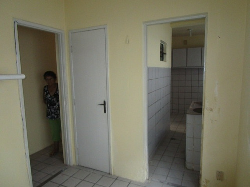 Imagem 15 de 18 de Apartamento Para Alugar Na Cidade De Fortaleza-ce - L8861