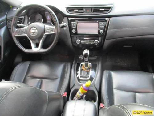 Nissan X-trail T32 4x4 2500cc At Aa