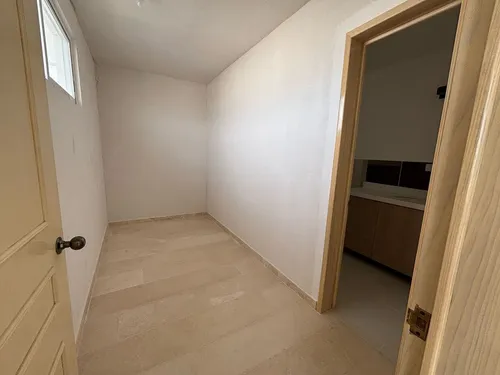 Casa En Venta En Residencial Tejeda. 8