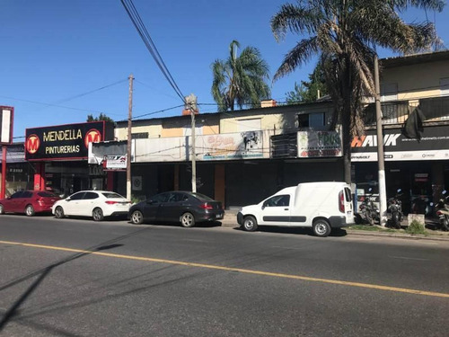 Imagen 2 de 9 de En Venta. Importante Propiedad Con Departamentos Y Locales.