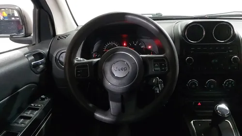 Jeep Compass 2.4 SPORT FWD CVT