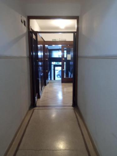 Imagen 10 de 13 de Venta Apartamento De 2 Dormitorios En Pocitos Con Parrillero