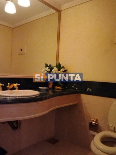 Imagen 17 de 30 de Apartamento En Venta, Brava, Punta Del Este, 3 Dormitorios.