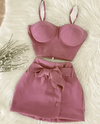 Saia e blusa tumblr hot sale