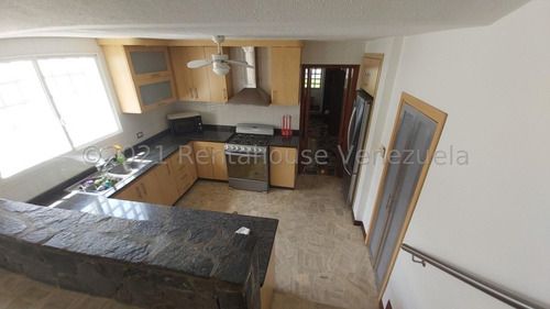 Imagen 10 de 30 de Casa En Venta 22-3768 En Cumbres De Curumo Wp 04120104330