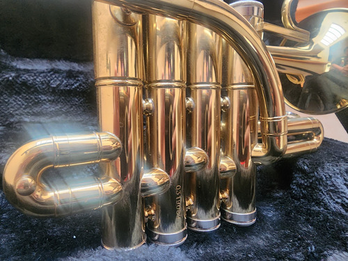 Trompeta Piccolo Silvertone Dorado (Usado)