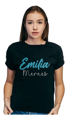 Emilia Mernes - Remera Manga Corta Unisex - Emi_05