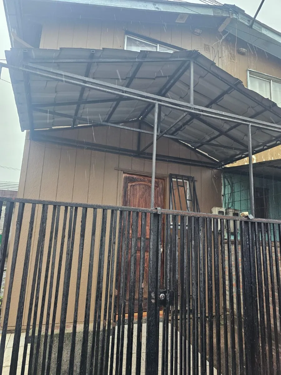 Imagen 2 de 9 de Casa Recién Remodelada