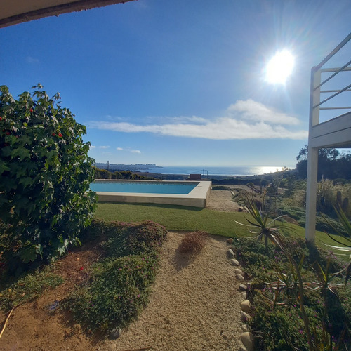 Casa Vista Despejada Al Mar Concon Mantagua