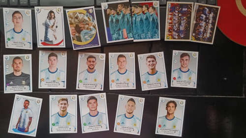 Lote 18 Figuritas Copa America 2021