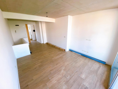 Departamento - Victoria Con Terraza Propia Y Cochera Propia