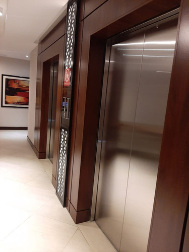 Imagen 4 de 9 de Rento Apto Z.14 Edif. Tiffany Ref.5949 *125m2, 2 Hab, 2 Baños, 2 Parqueos, Bodega, $1600*