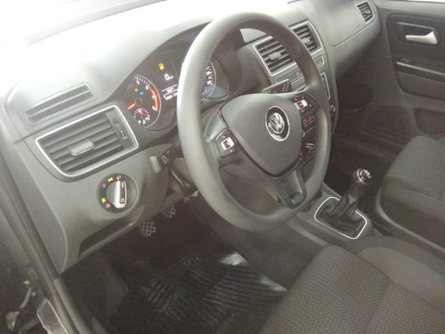 Imagen 22 de 25 de Volkswagen Suran Track 1.6