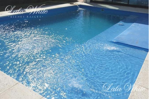 Imagen 21 de 23 de Venta - Casa En Saint Thomas Este