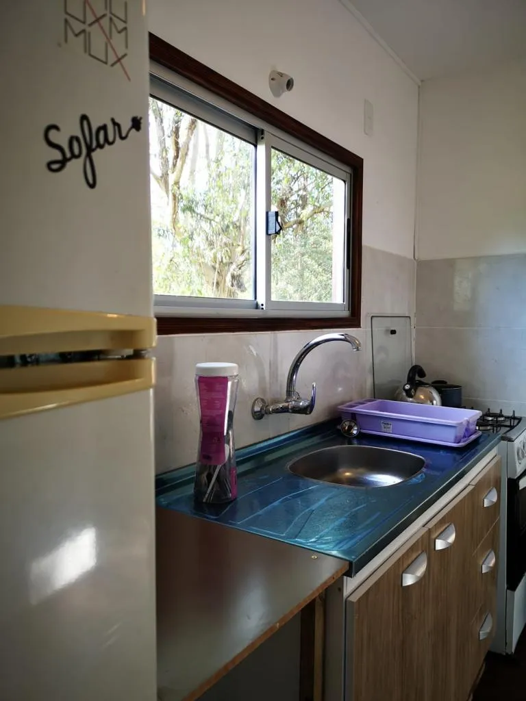 Cabaña En Alquiler Anual O Periodos Largos En Villa Serrana Sierra Alta || 1 Dormitorio Acceso · Foto 5
