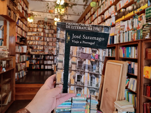 Viaje A Portugal. José Saramago. 