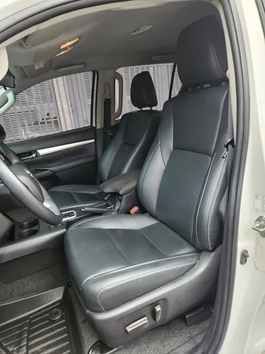 Toyota Hilux 2.4 Diésel 4X4