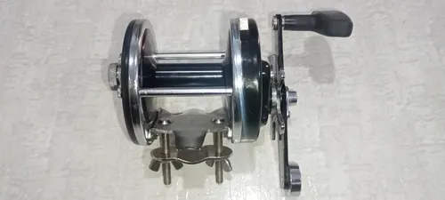 Carretilha Abu Garcia Ambassadeur 9000c | MercadoLivre