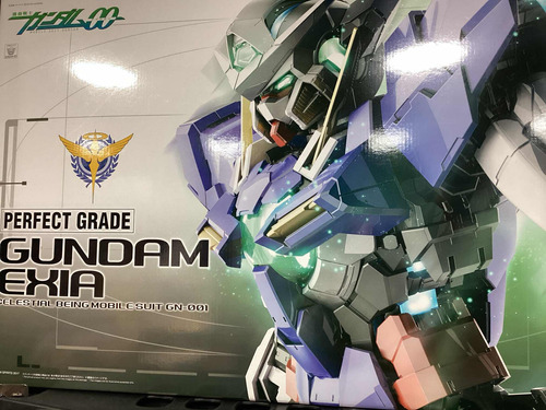 Gundam Exia Perfect Grade Escala 30 Centímetros
