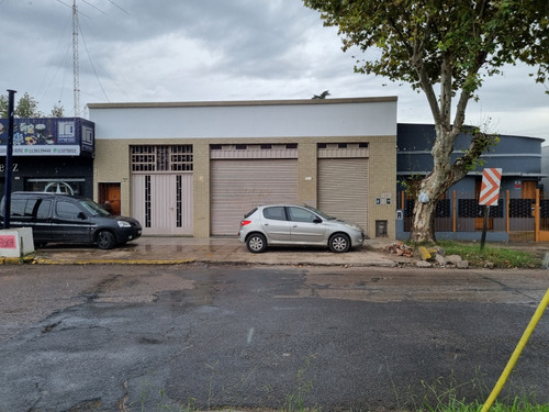 Alquiler De Local Comercial O Depósito 80m2+40m2entrepiso