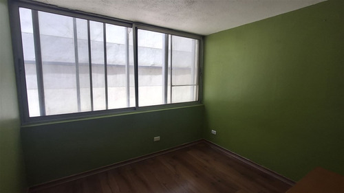 Departamento En Venta De 3 Dorm. En Santiago