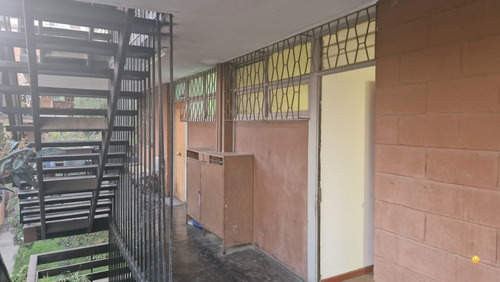 Vendodepto.edificiosin Acensor 2d/1b/1e Manquehe Las Condes