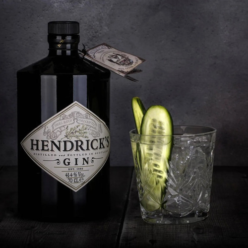 Gin Hendricks + Gin Le Tribute + Gin Mare + Gin Mokey 47 X4