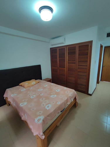 Imagen 4 de 6 de Se Alquila Apartamento 72m2 2h/2b/1pe Playa Grande
