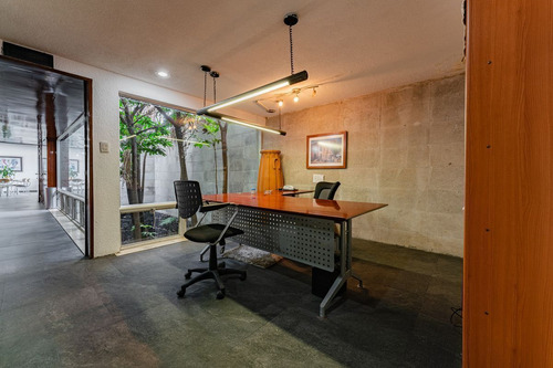 Casa Con Uso De Suelo Lomas De Chapultepec