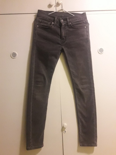 Jean Levis Hombre
