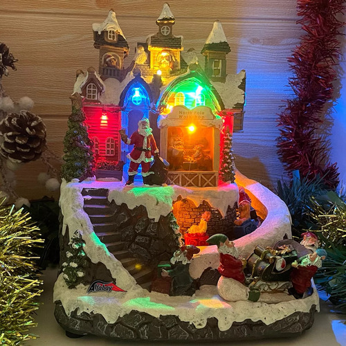 Vila Natalina Casa Do Noel Com Trem Giratório Musical E Led